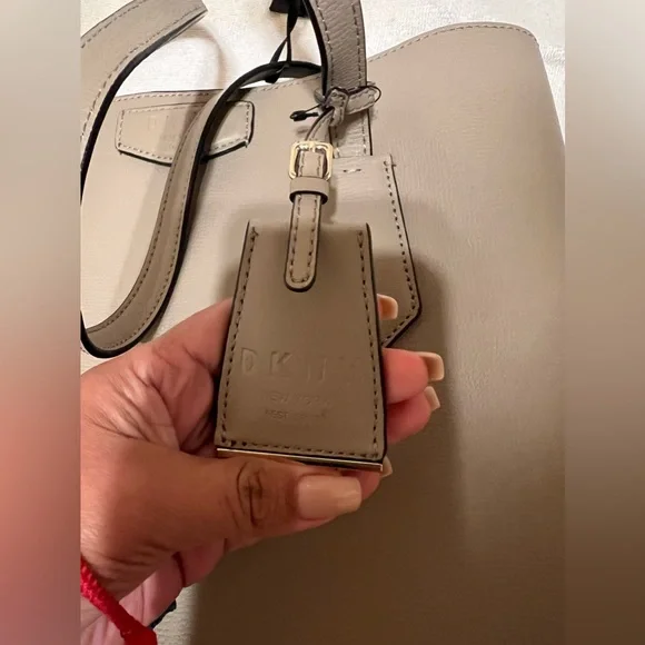 DKNY tote bag - Picture 5 of 11